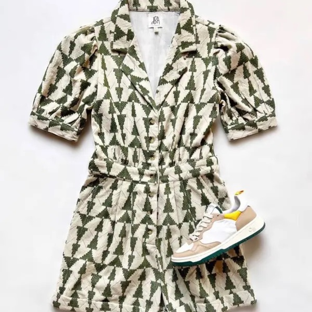 dRA Los Angeles Green and White Geo Patterned Jumpsuit
